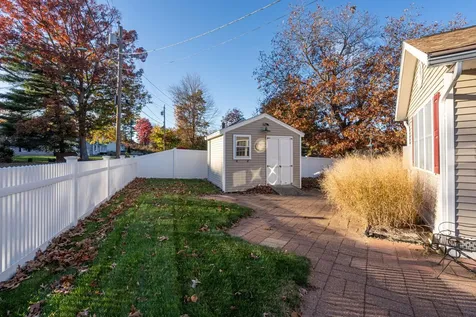 60 Hamburg Street Manchester NH 03102