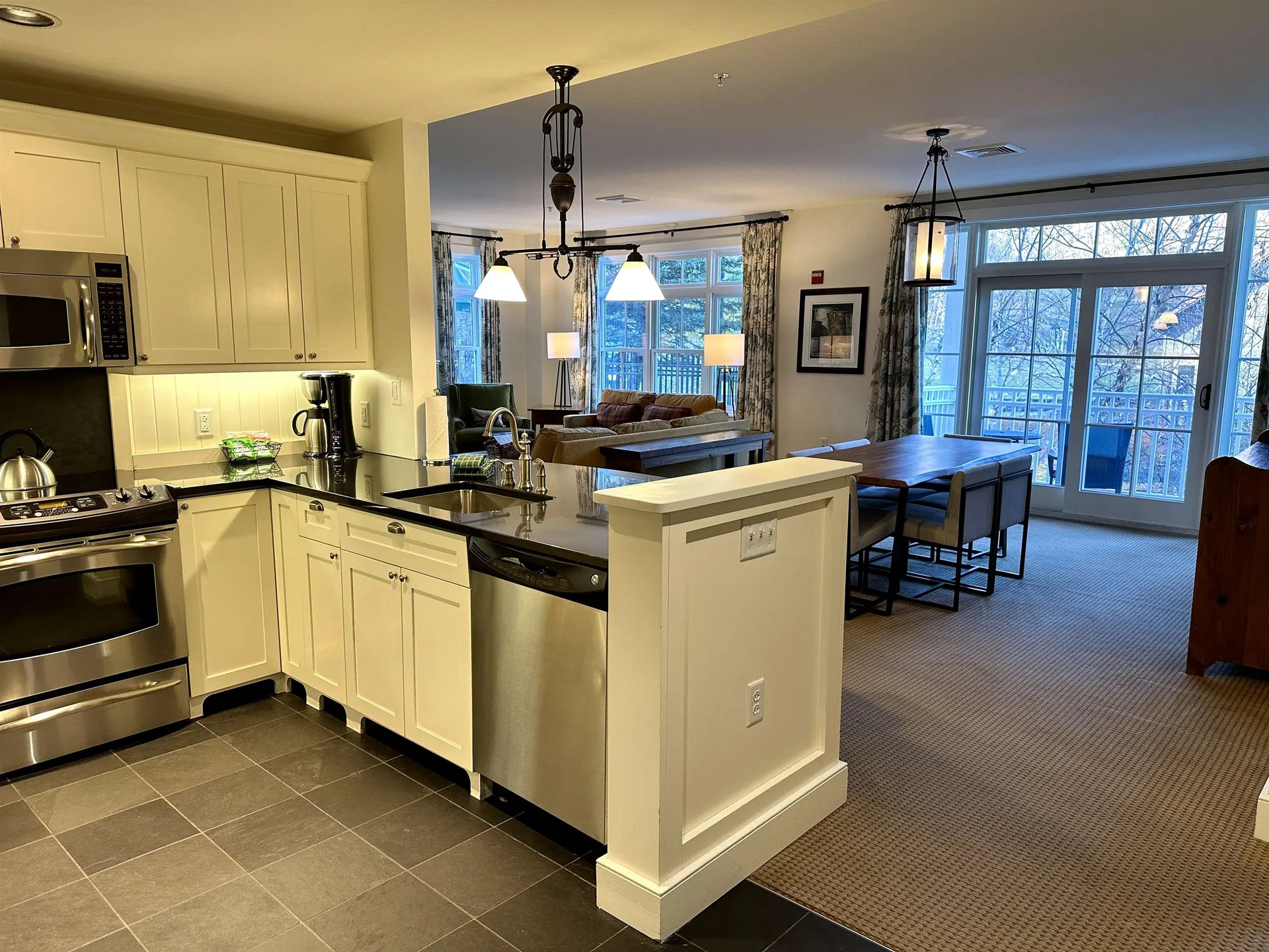 102 Forest 234 / Iv Drive Warren VT 05674