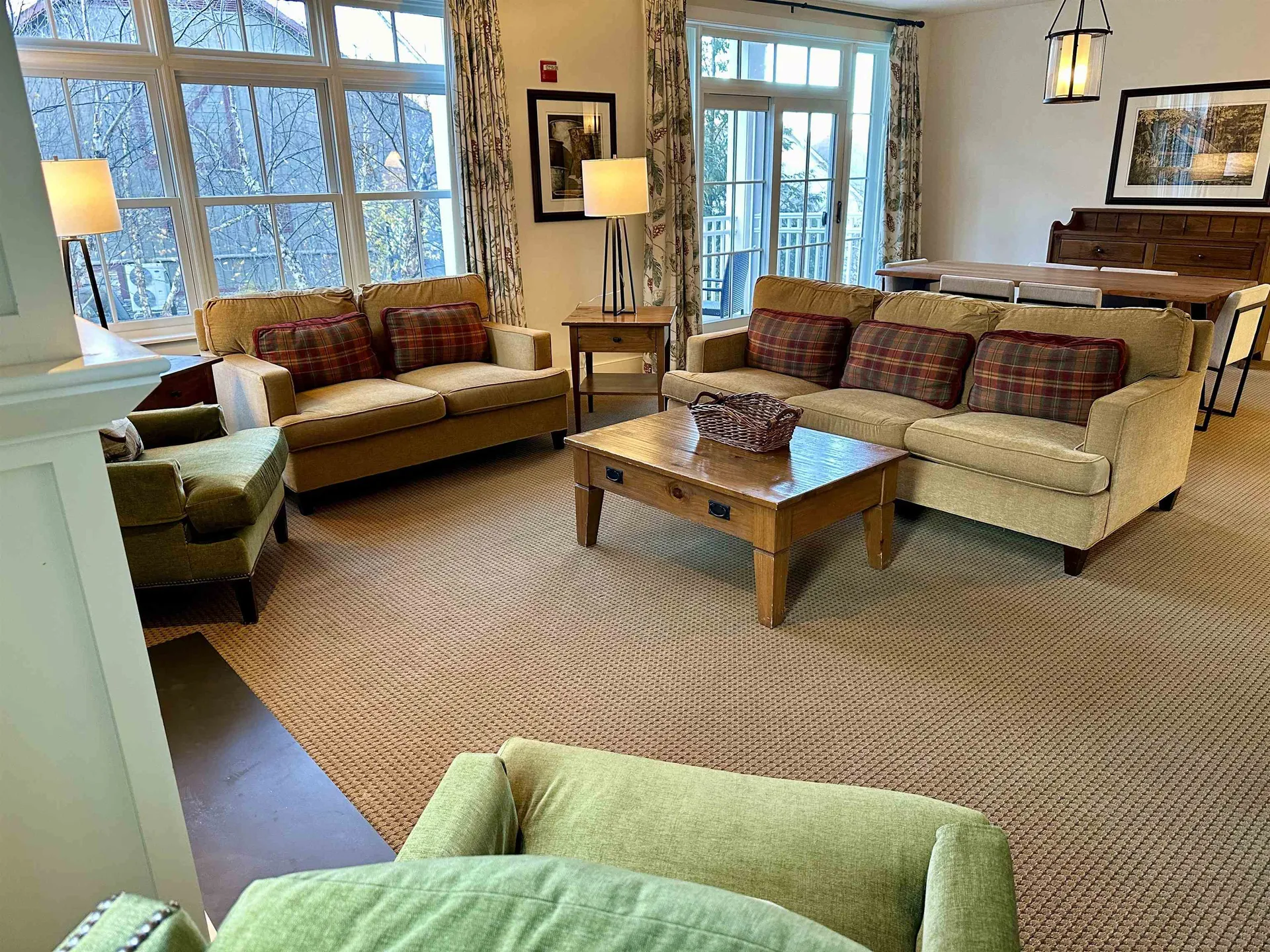 102 Forest 234 / Iv Drive Warren VT 05674