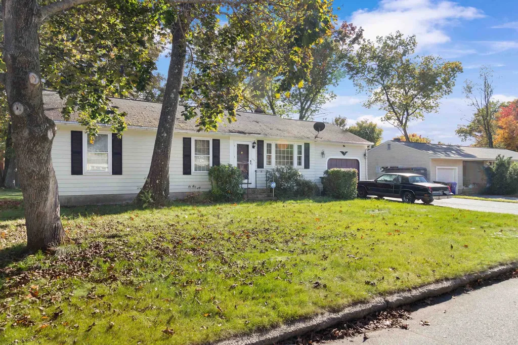 111 Sherwood Drive Manchester NH 03103