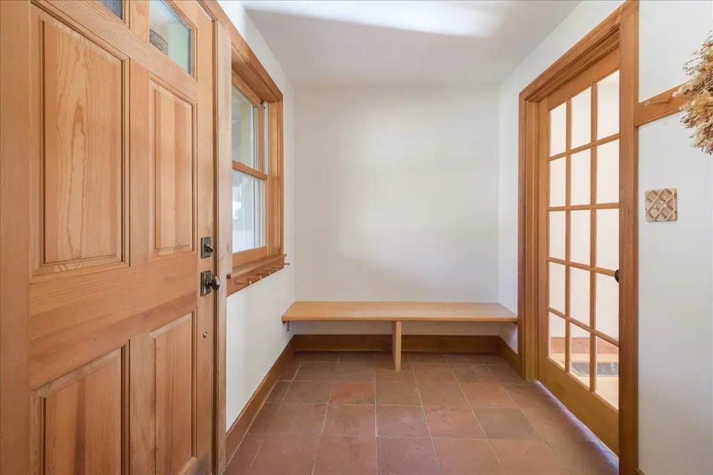 3037 South Lincoln Road Lincoln VT 05443