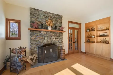 3037 South Lincoln Road Lincoln VT 05443