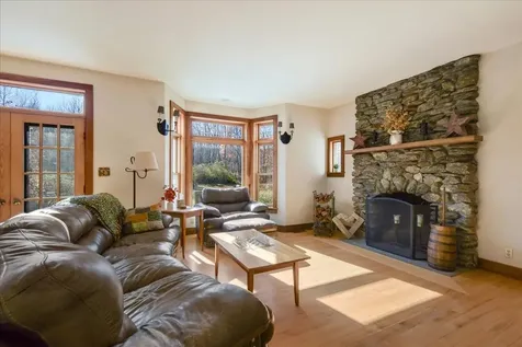 3037 South Lincoln Road Lincoln VT 05443