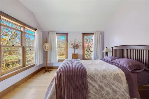 3037 South Lincoln Road Lincoln VT 05443