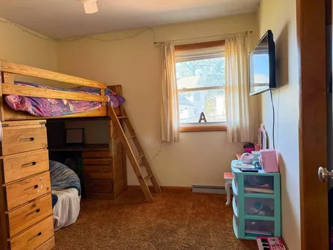 37 Dundee Street St. Johnsbury VT 05819