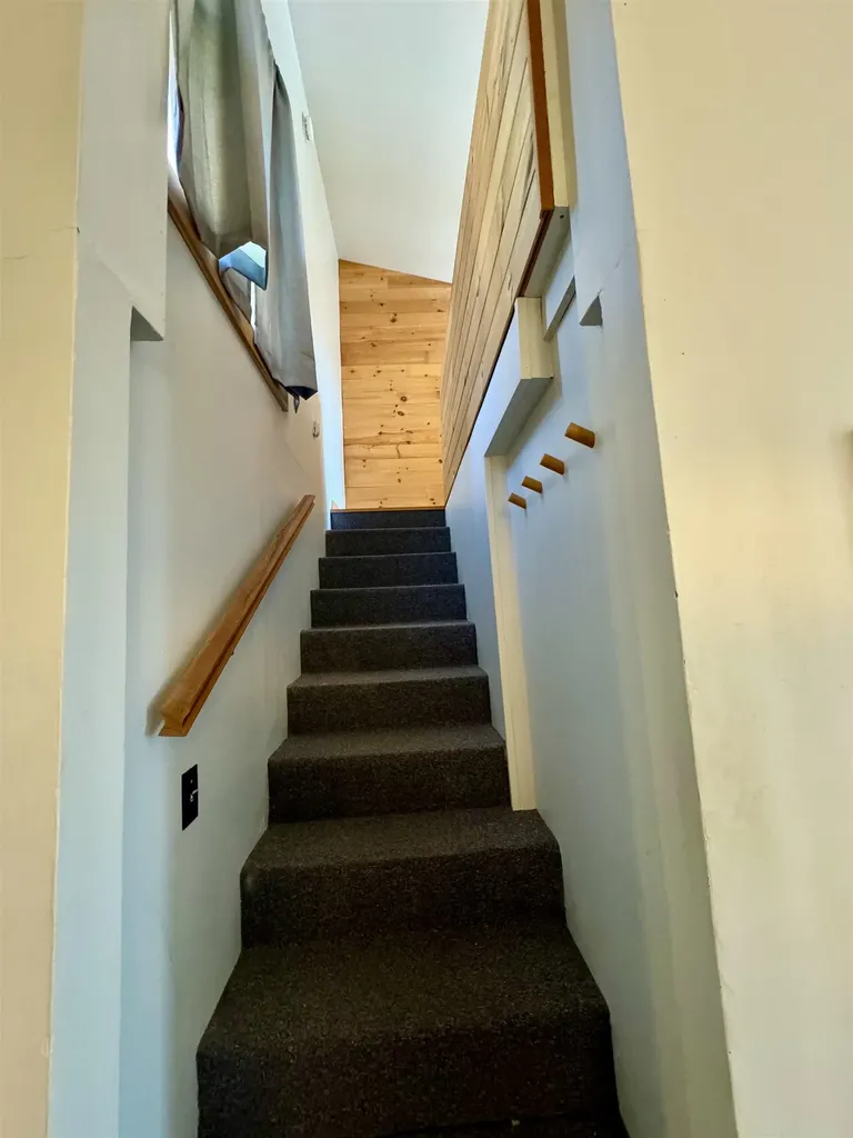 116 Middle Earth Drive Warren VT 05674