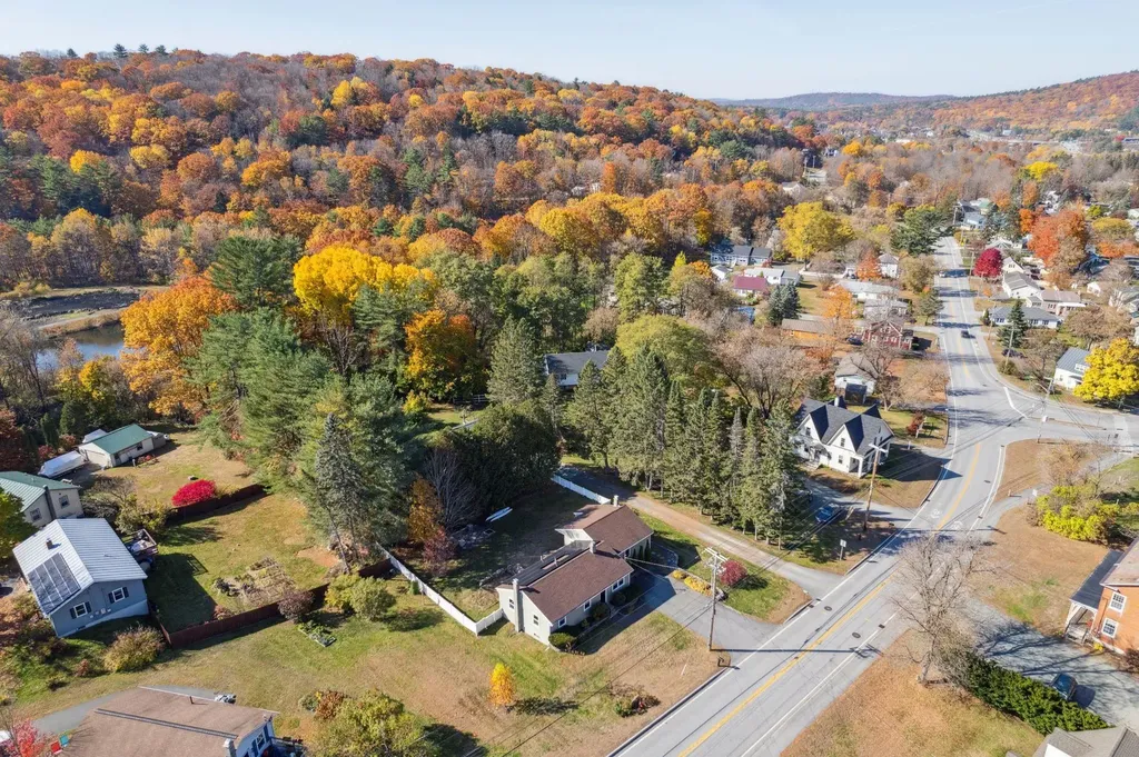 196 Bank Street Extension Lebanon NH 03766
