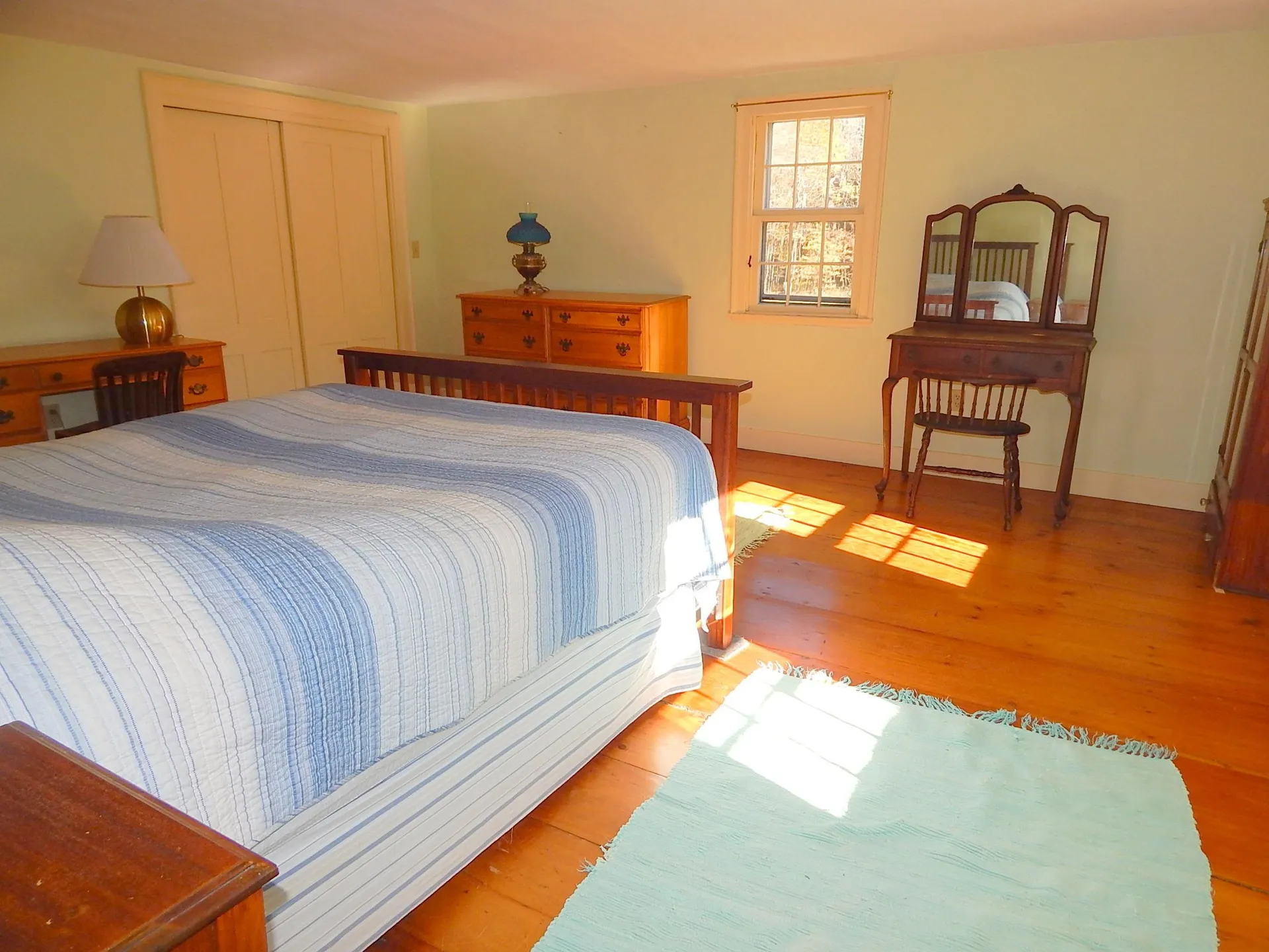 18 Middle Road Deerfield NH 03037