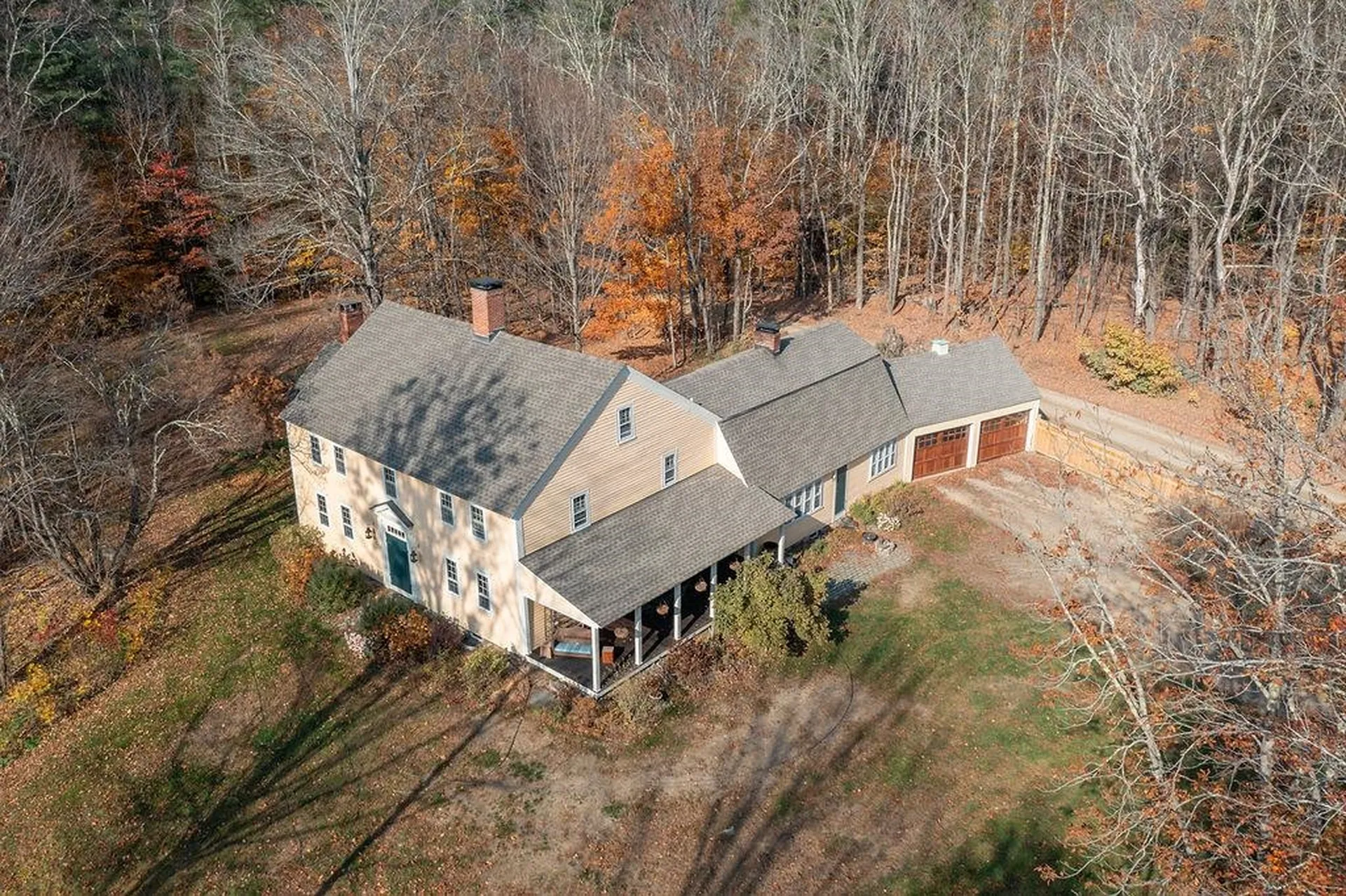 18 Middle Road Deerfield NH 03037