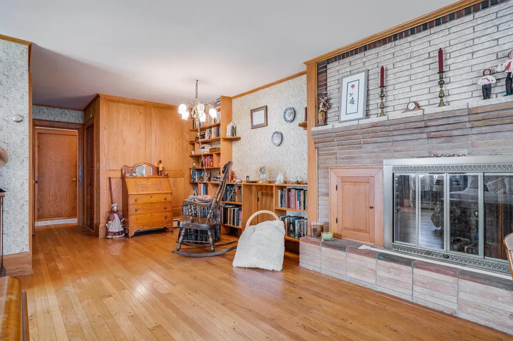 53 Lark Street Franklin NH 03235