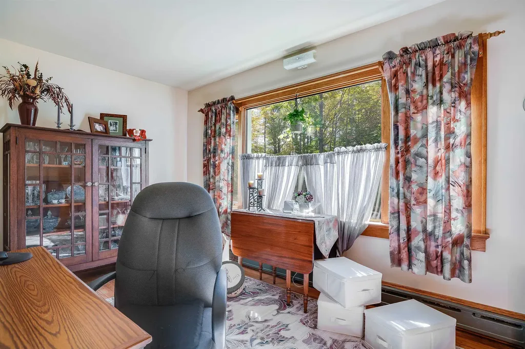 53 Lark Street Franklin NH 03235