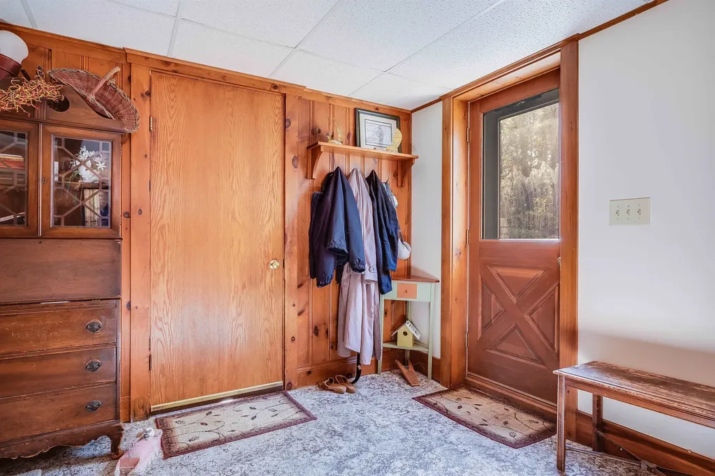 53 Lark Street Franklin NH 03235