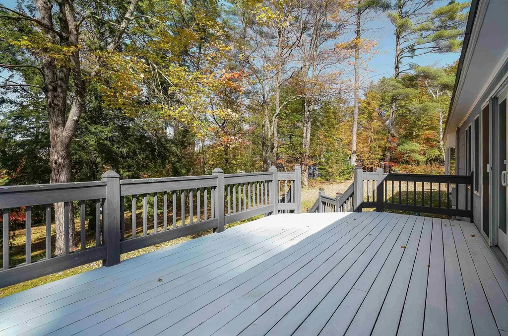 53 Lark Street Franklin NH 03235