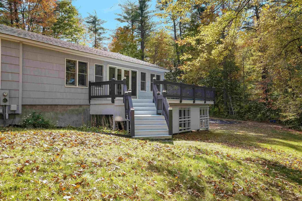 53 Lark Street Franklin NH 03235