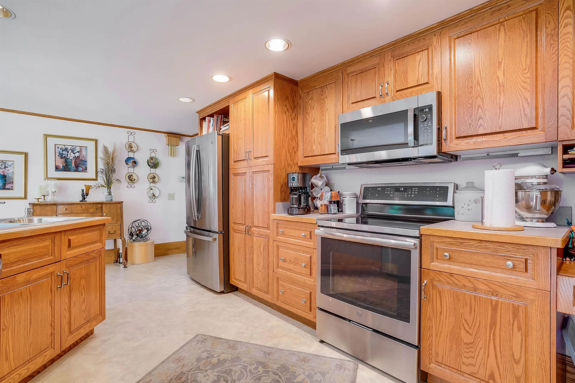 53 Lark Street Franklin NH 03235