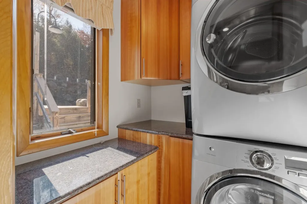 28 Loonwood Drive Lincoln NH 03251