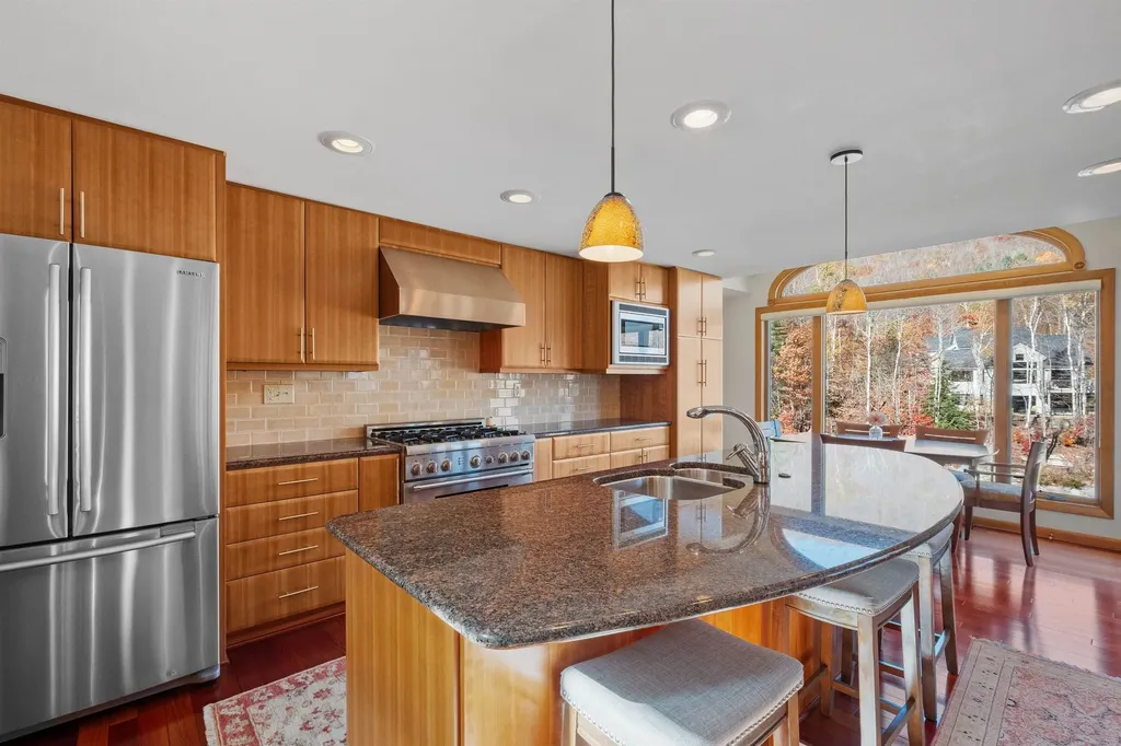 28 Loonwood Drive Lincoln NH 03251