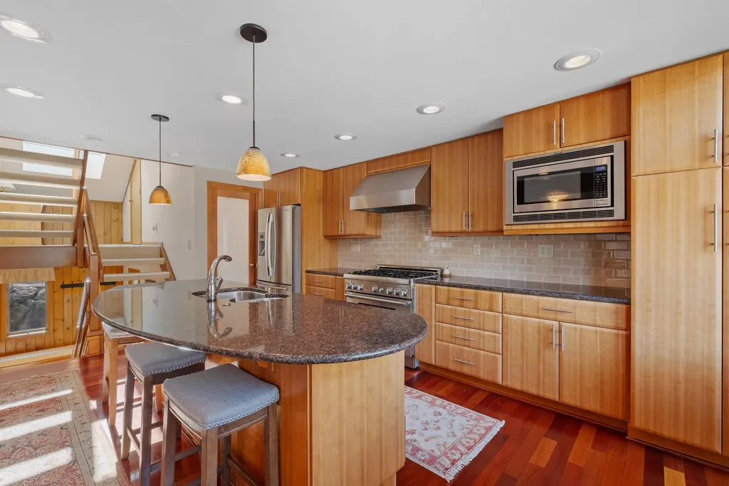 28 Loonwood Drive Lincoln NH 03251