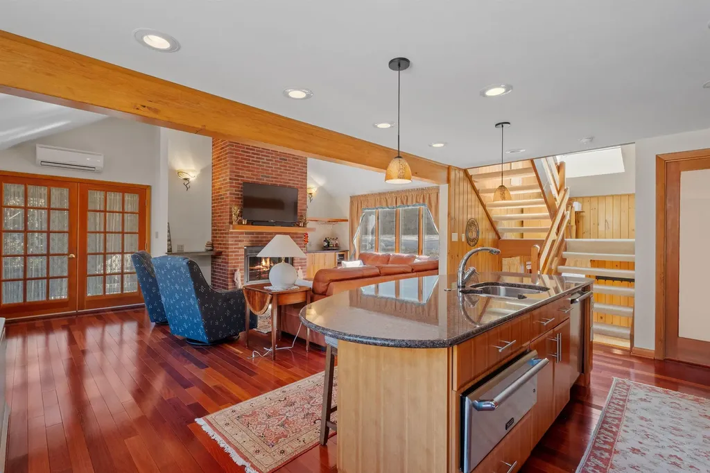 28 Loonwood Drive Lincoln NH 03251