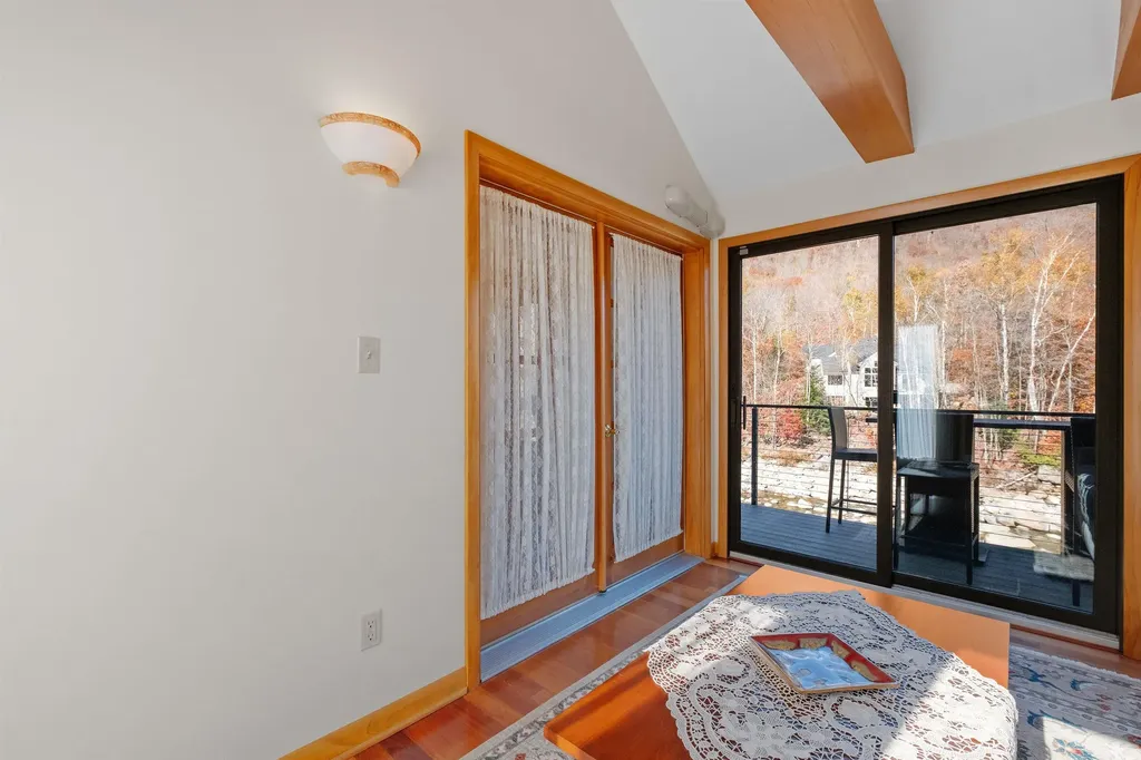 28 Loonwood Drive Lincoln NH 03251