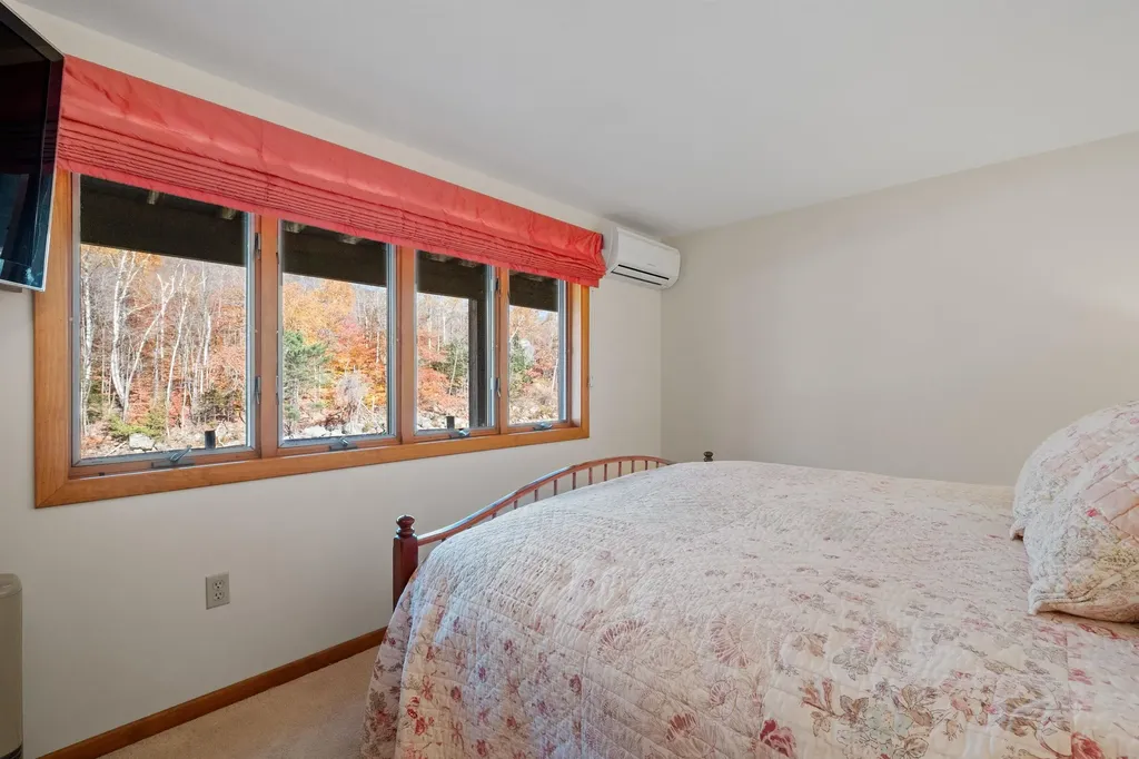 28 Loonwood Drive Lincoln NH 03251