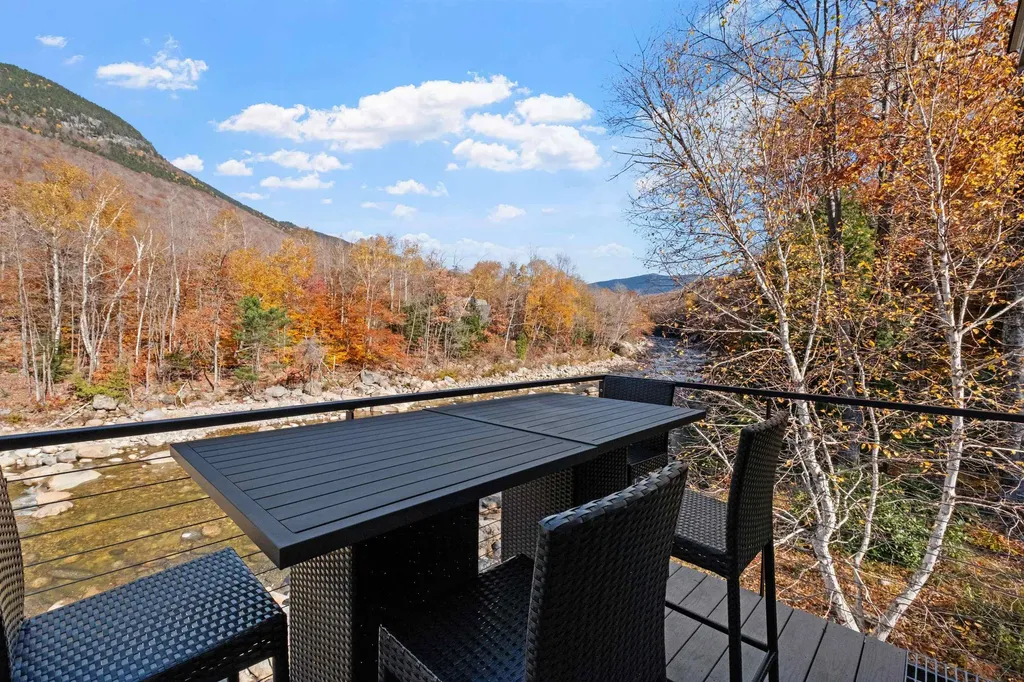 28 Loonwood Drive Lincoln NH 03251