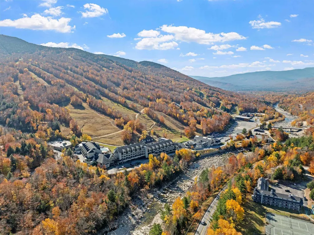 28 Loonwood Drive Lincoln NH 03251