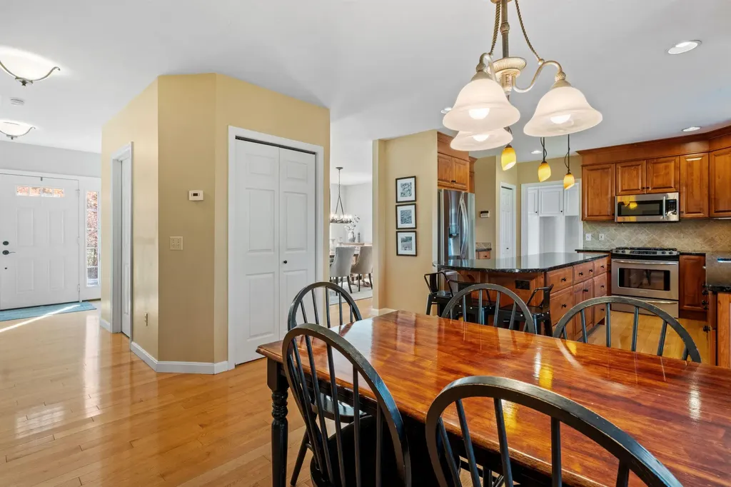 74 Oakmont Drive Concord NH 03301