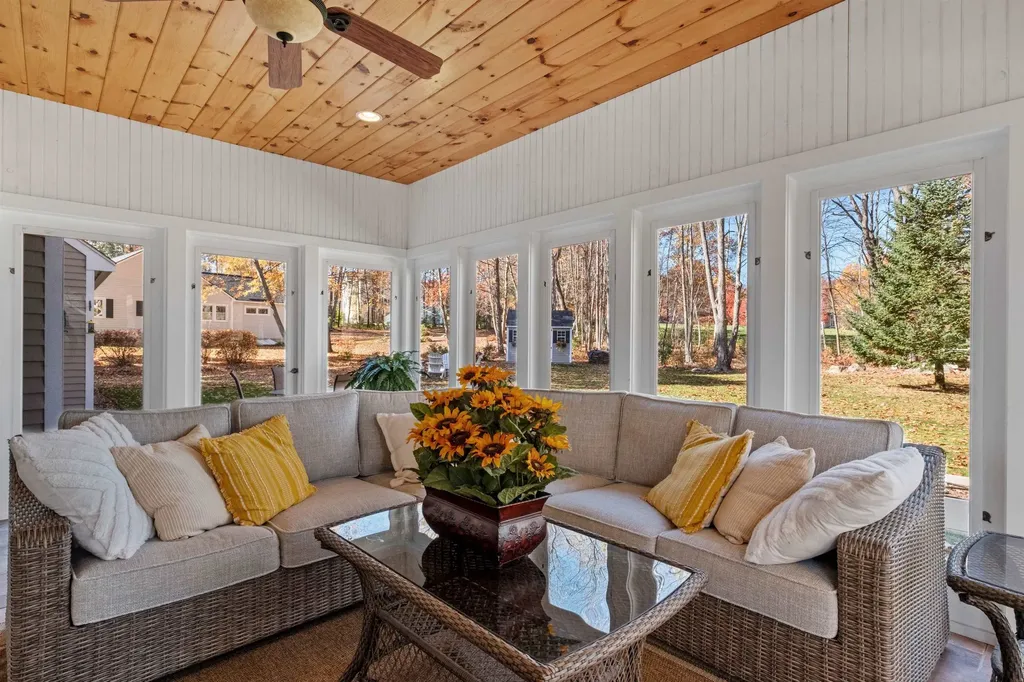 74 Oakmont Drive Concord NH 03301