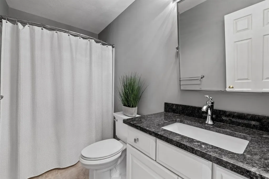 74 Oakmont Drive Concord NH 03301