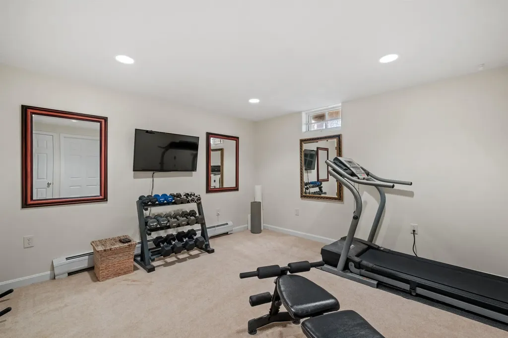 74 Oakmont Drive Concord NH 03301