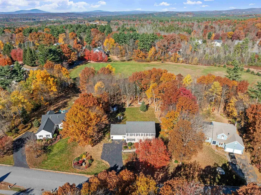 74 Oakmont Drive Concord NH 03301