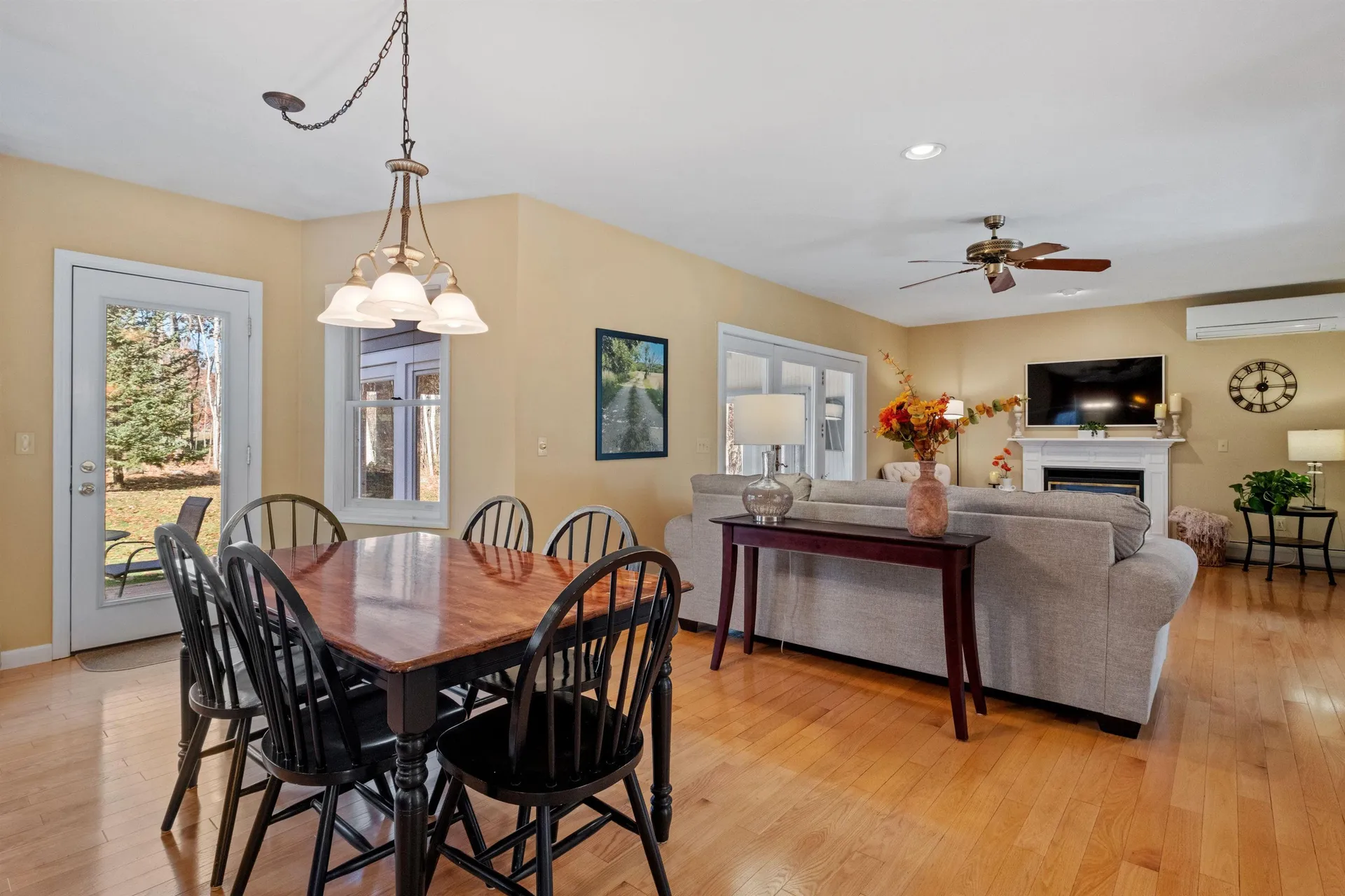 74 Oakmont Drive Concord NH 03301