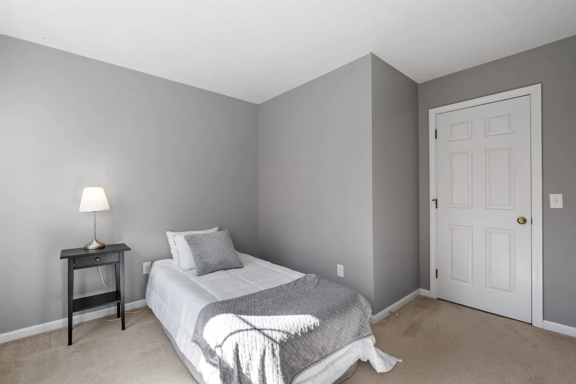 74 Oakmont Drive Concord NH 03301