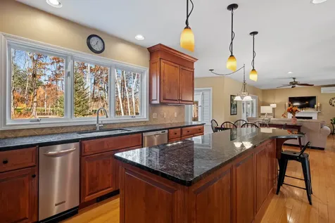 74 Oakmont Drive Concord NH 03301