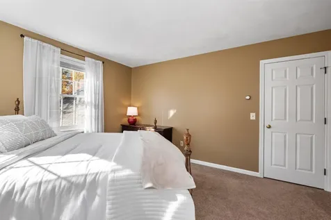 74 Oakmont Drive Concord NH 03301