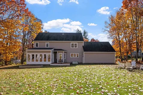 74 Oakmont Drive Concord NH 03301