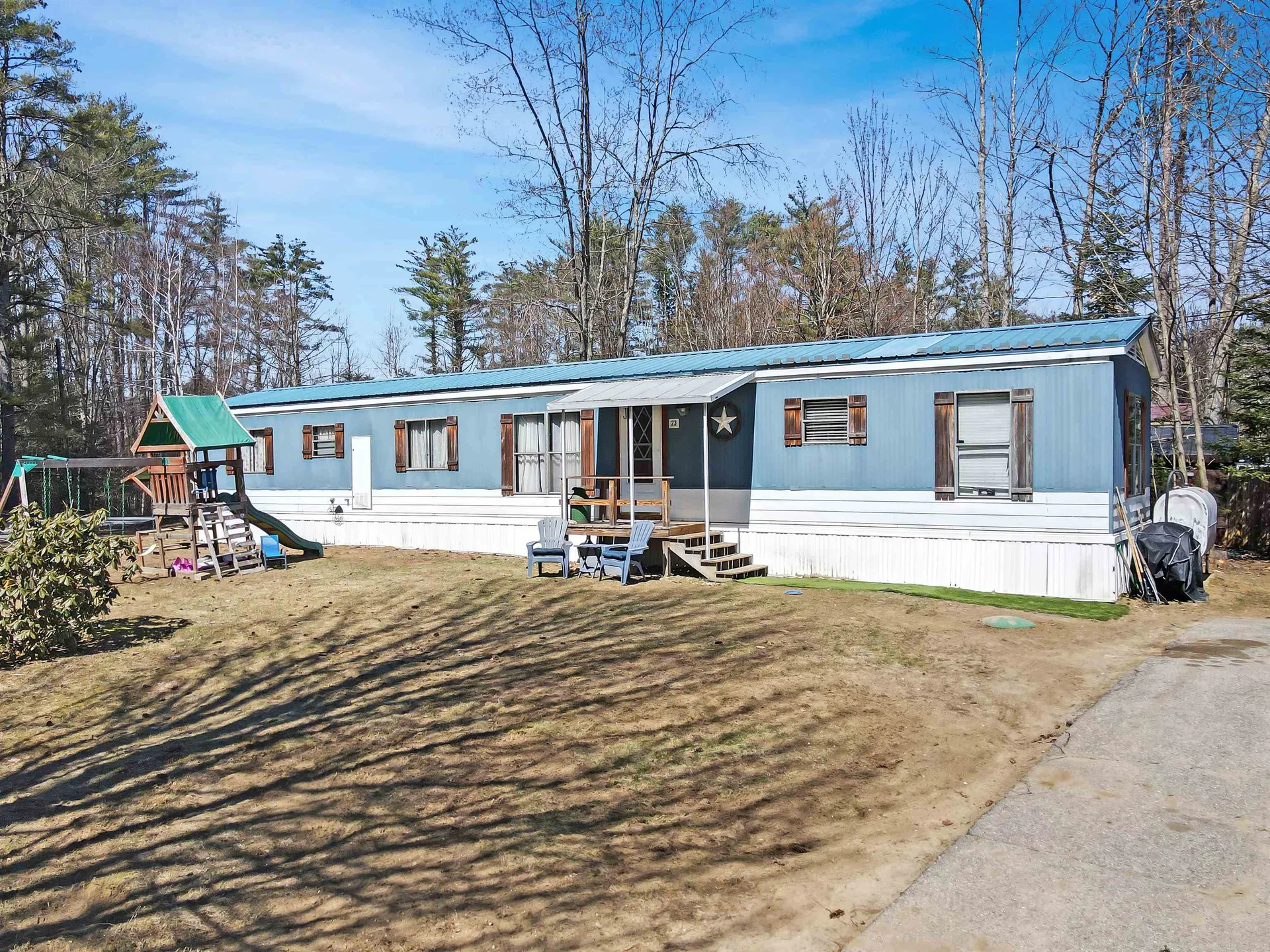 23 Ridgewood Place Plymouth NH 03264