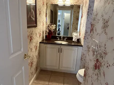 11 Autumn Lane East Kingston NH 03827