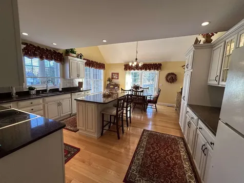 11 Autumn Lane East Kingston NH 03827