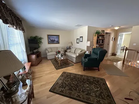 11 Autumn Lane East Kingston NH 03827