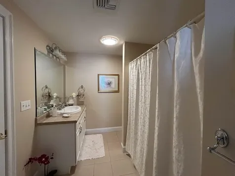 11 Autumn Lane East Kingston NH 03827