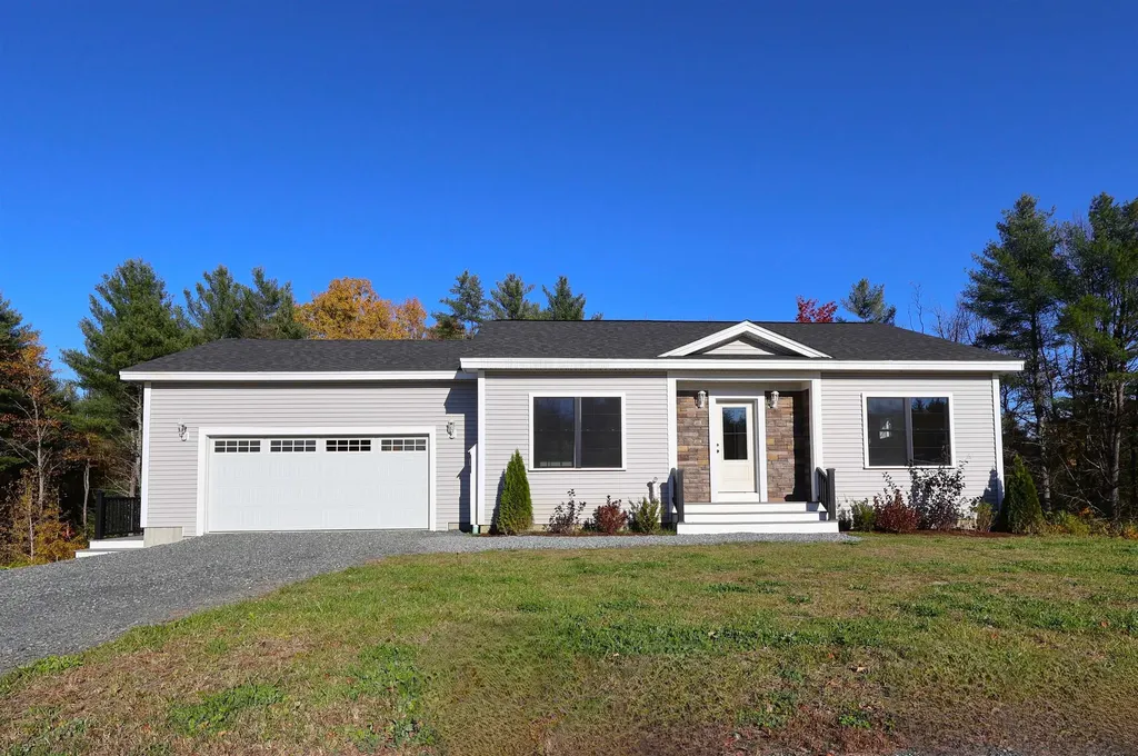 322 Brookmeade Circle Hartford VT 05001