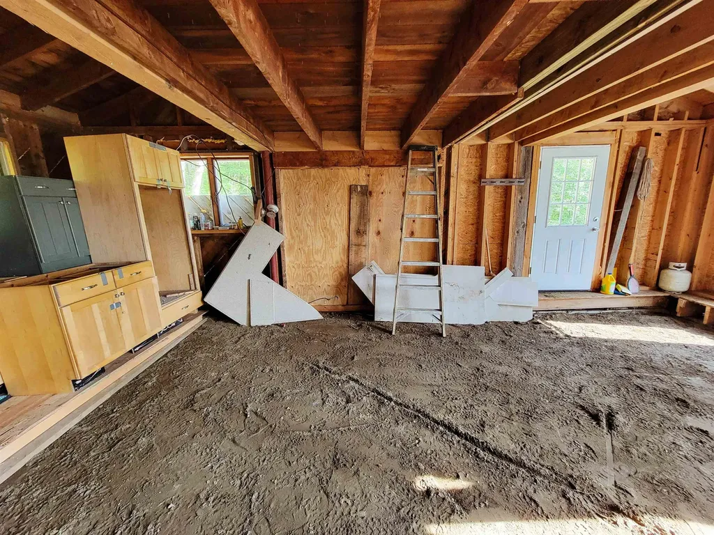 1355 Poor Farm Road Washington VT 05675