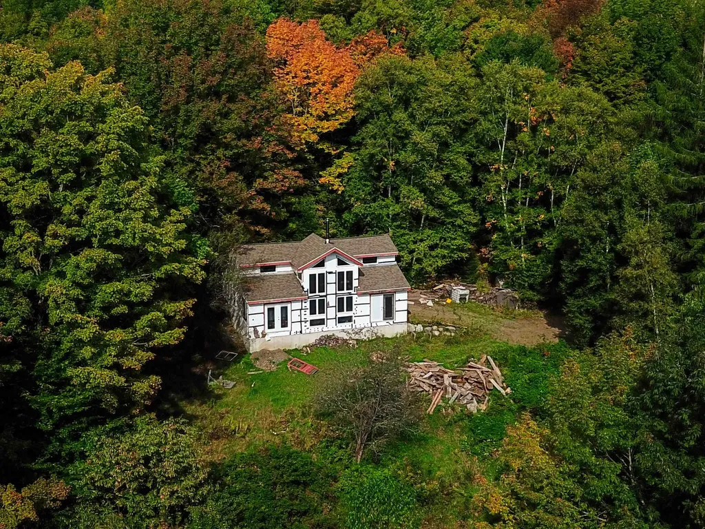 1355 Poor Farm Road Washington VT 05675