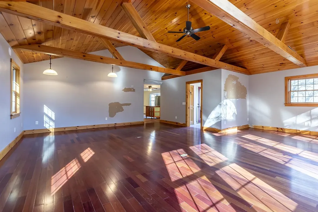 8049 Vt Route 12 Barnard VT 05031