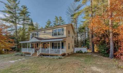 8 Fraser Road Thornton NH 03285