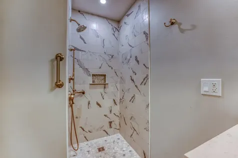 8 Fraser Road Thornton NH 03285