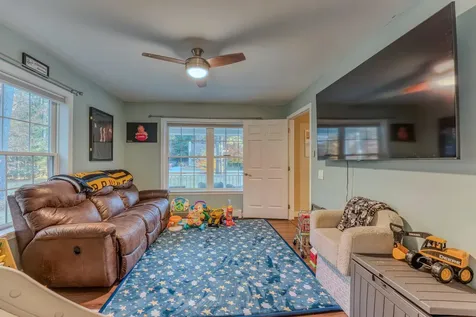 8 Fraser Road Thornton NH 03285