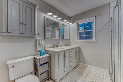 8 Fraser Road Thornton NH 03285